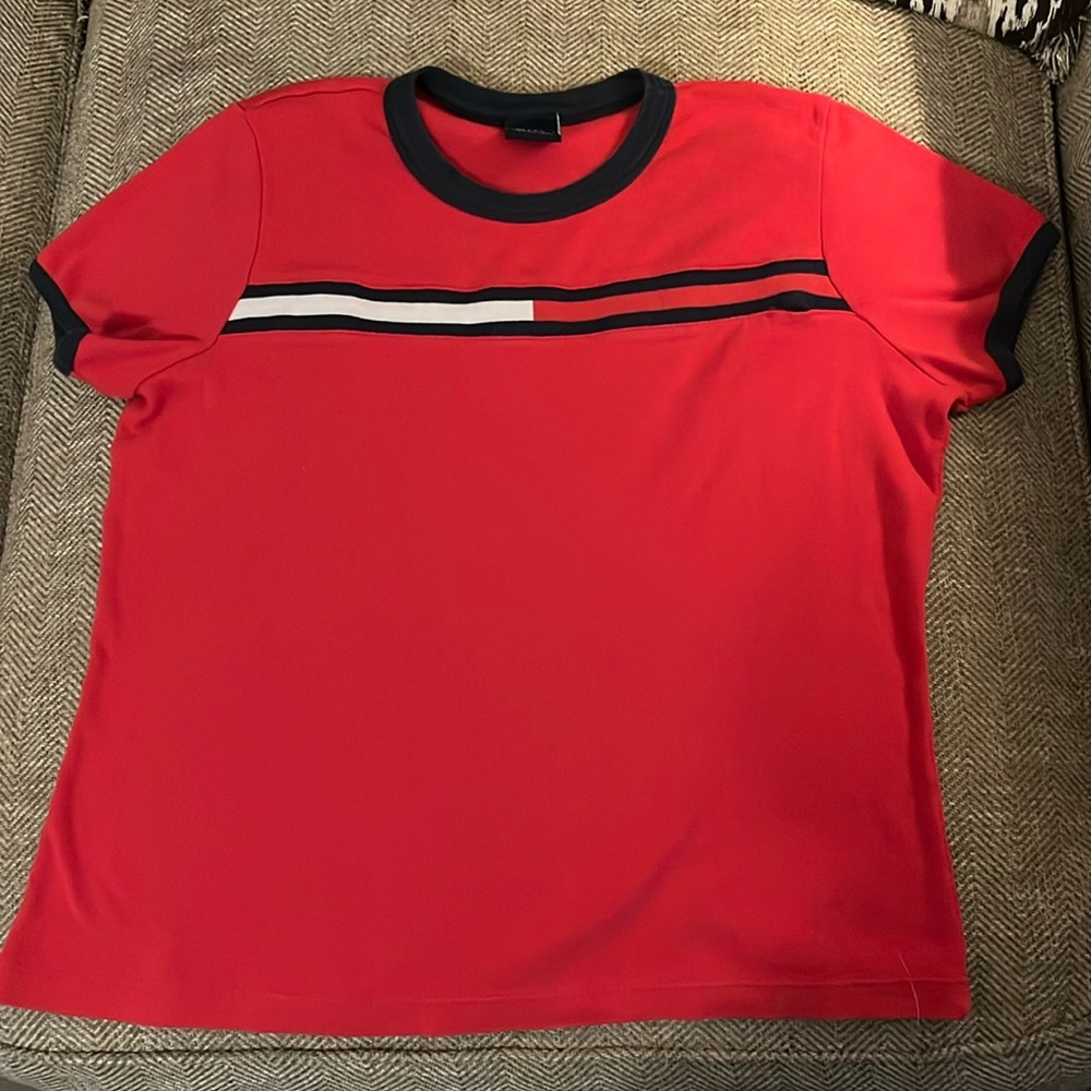 Tommy Jeans Shirt. Red Size XL Jr. used, great condition. Non-smoking home.